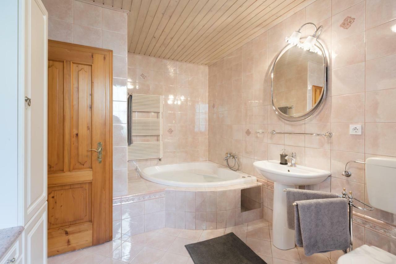 Vila Grad Bled - Sauna & Hot Tub Екстериор снимка
